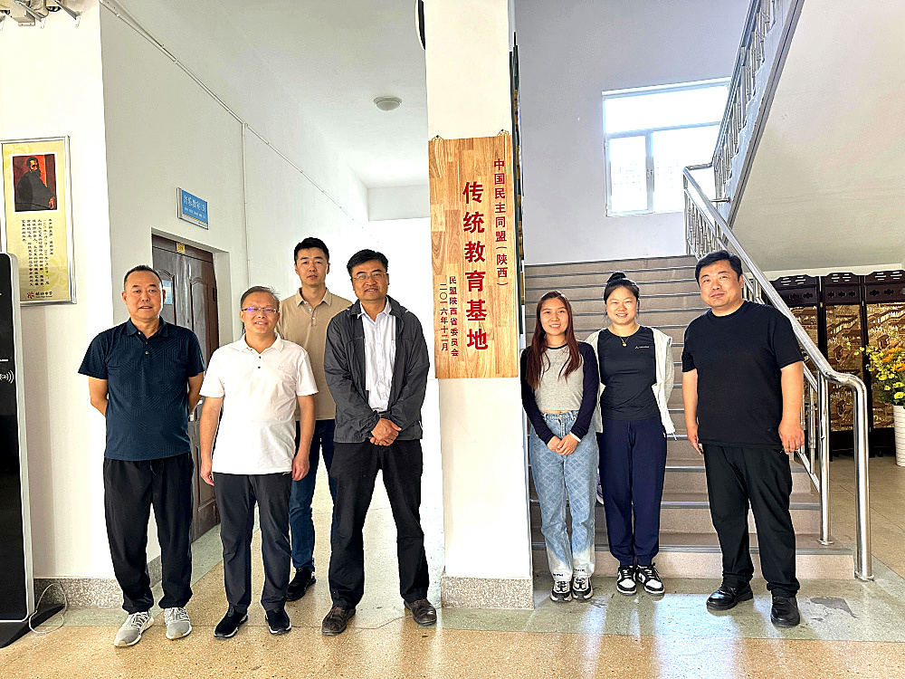 图片16小.jpg