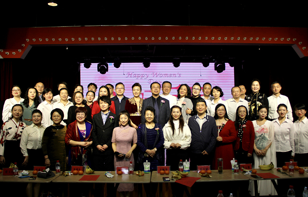 全体合影.jpg